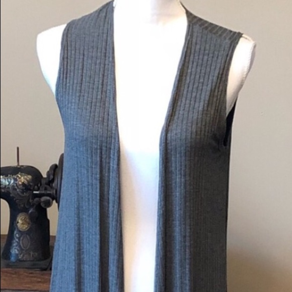 Lula Roe ribbed grey Joy